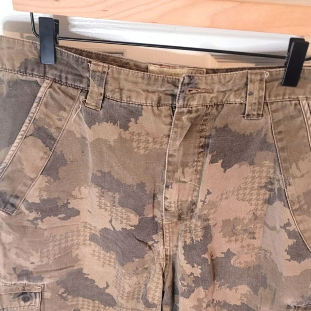 Anchor Blue Men's Camouflage Cargo Shorts